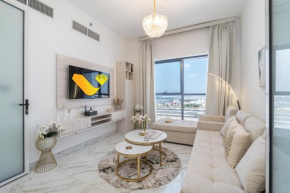Vogue Elegance Olivz Residence by Danube